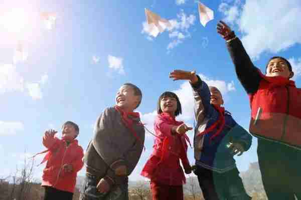 奇闻！中国农村当前最严重问题竟非农民收入太低！